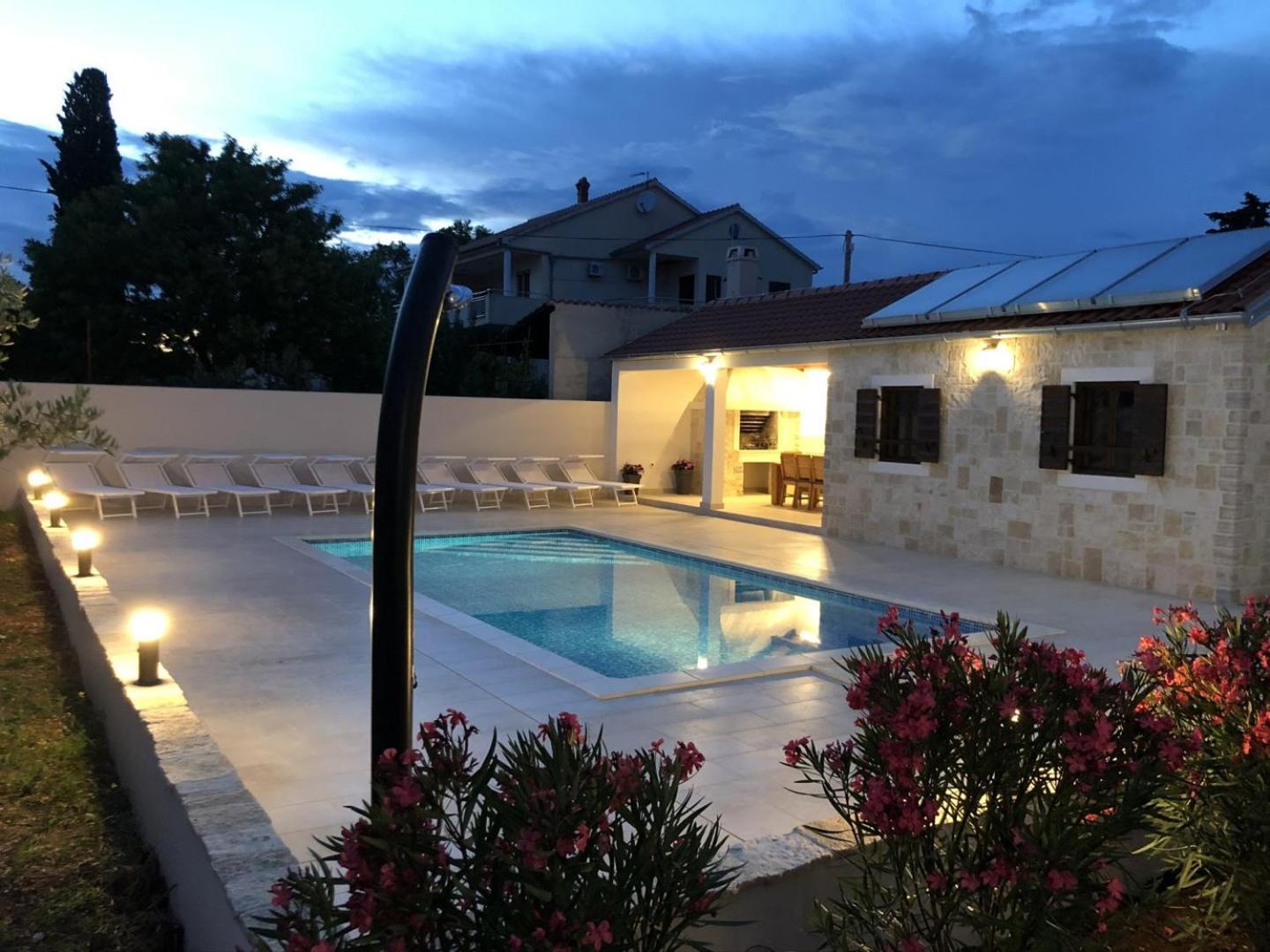 Villa Stella - Crowonder Luxury Rent Turanj Ngoại thất bức ảnh