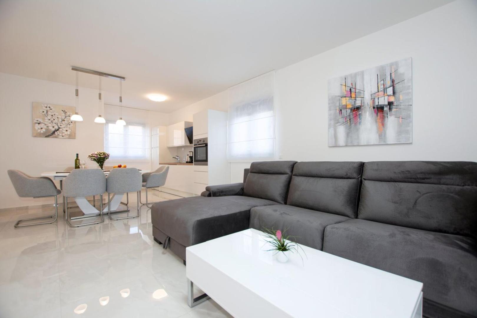 Villa Stella - Crowonder Luxury Rent Turanj Ngoại thất bức ảnh