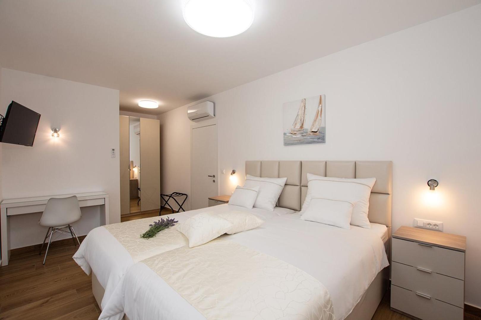 Villa Stella - Crowonder Luxury Rent Turanj Ngoại thất bức ảnh
