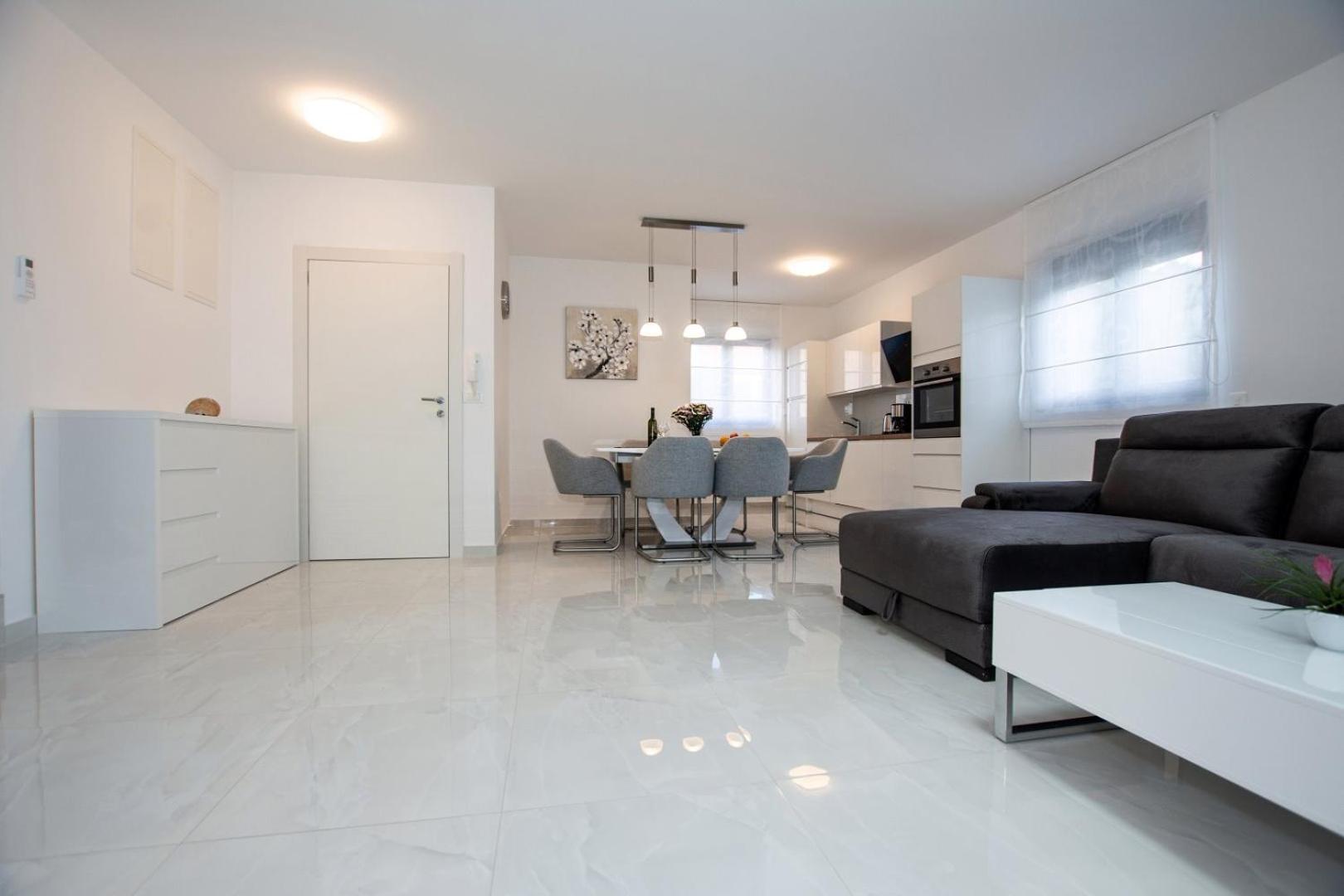 Villa Stella - Crowonder Luxury Rent Turanj Ngoại thất bức ảnh