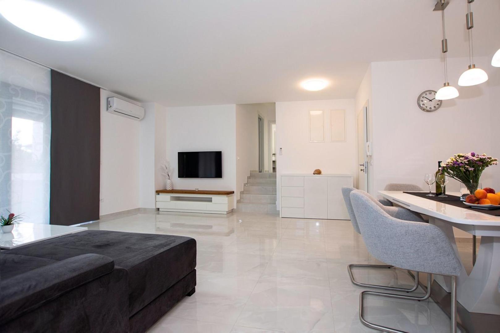 Villa Stella - Crowonder Luxury Rent Turanj Ngoại thất bức ảnh